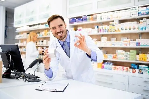 كيف أطلب دواء من صيدلية في الأردن وأنا في السعودية؟